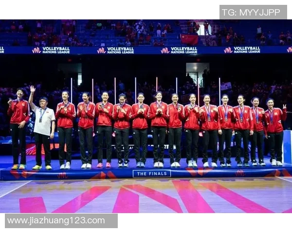 深圳排球队比赛经验分析与提升策略探讨 深圳排球队比赛经验分析与提升策略探讨